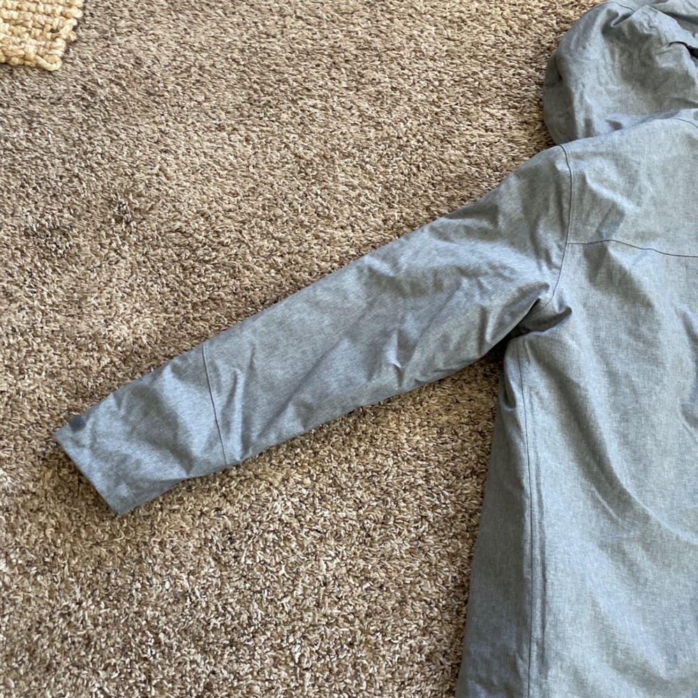 The North Face Womens DryVent Hooded Quilted Insulated Jacket Heather Grey M - Picture 16 of 16